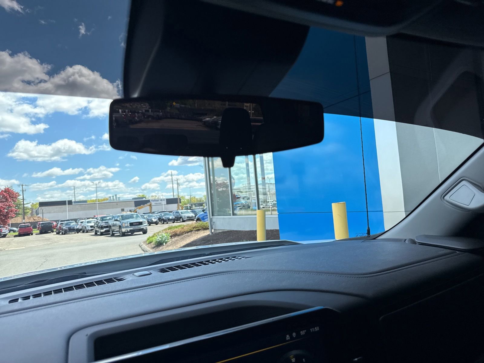 Used 2024 Chevrolet Silverado 1500 RST w/ LPO, Dark Essentials Package AWD/4WD image 29