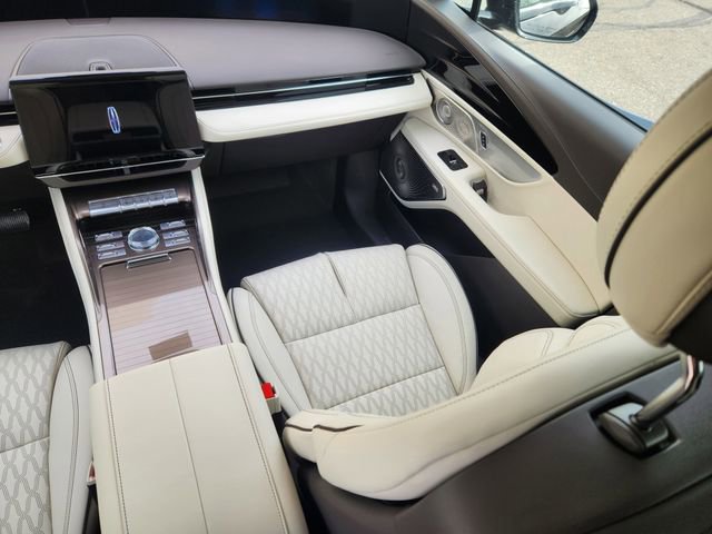 New 2026 Lincoln Nautilus Black Label image 12