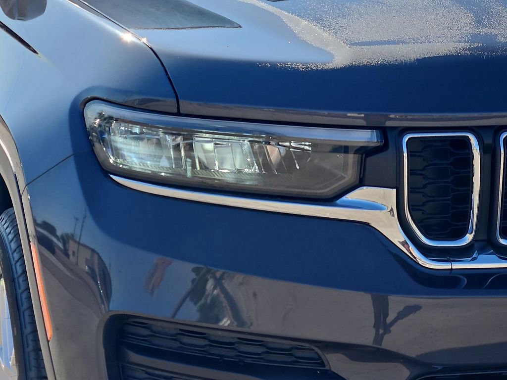 New 2026 Jeep Grand Cherokee Laredo AWD/4WD image 8