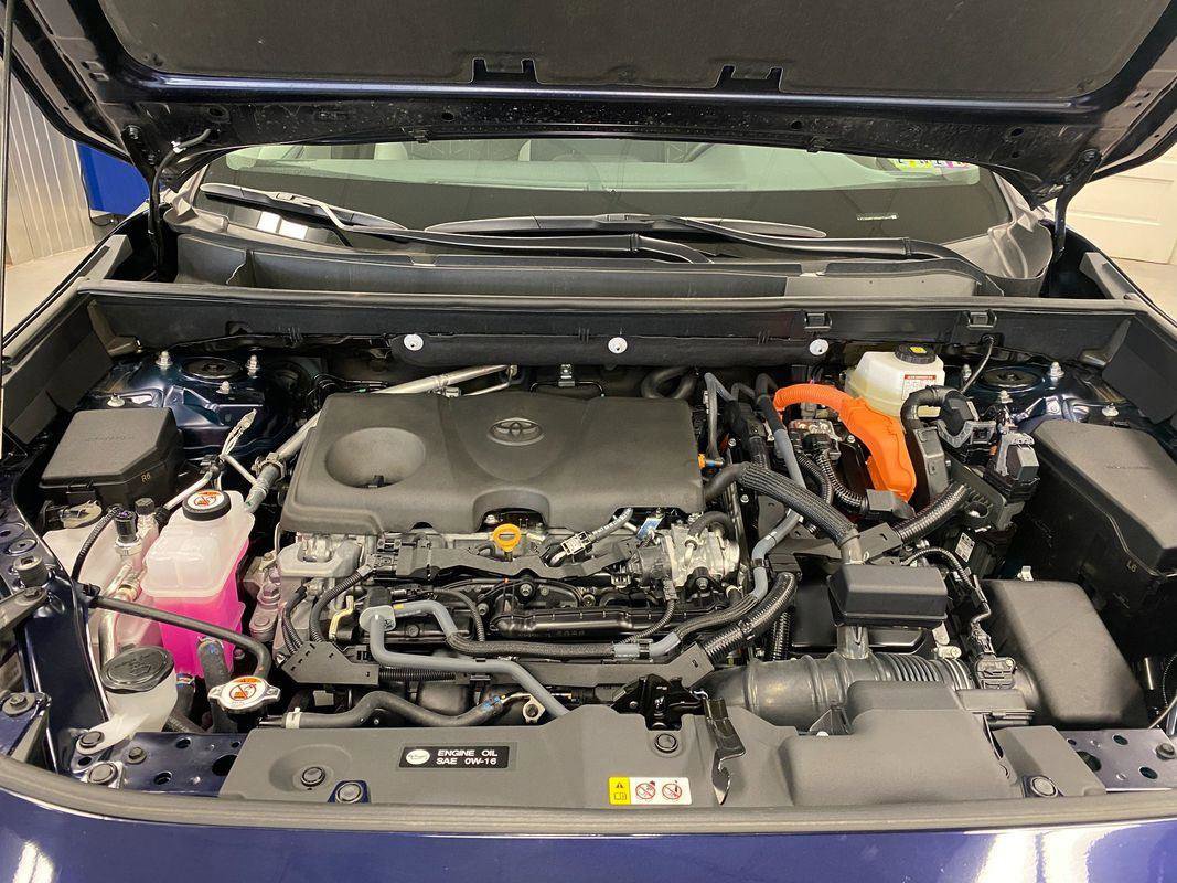 Used 2025 Toyota RAV4 XLE image 22
