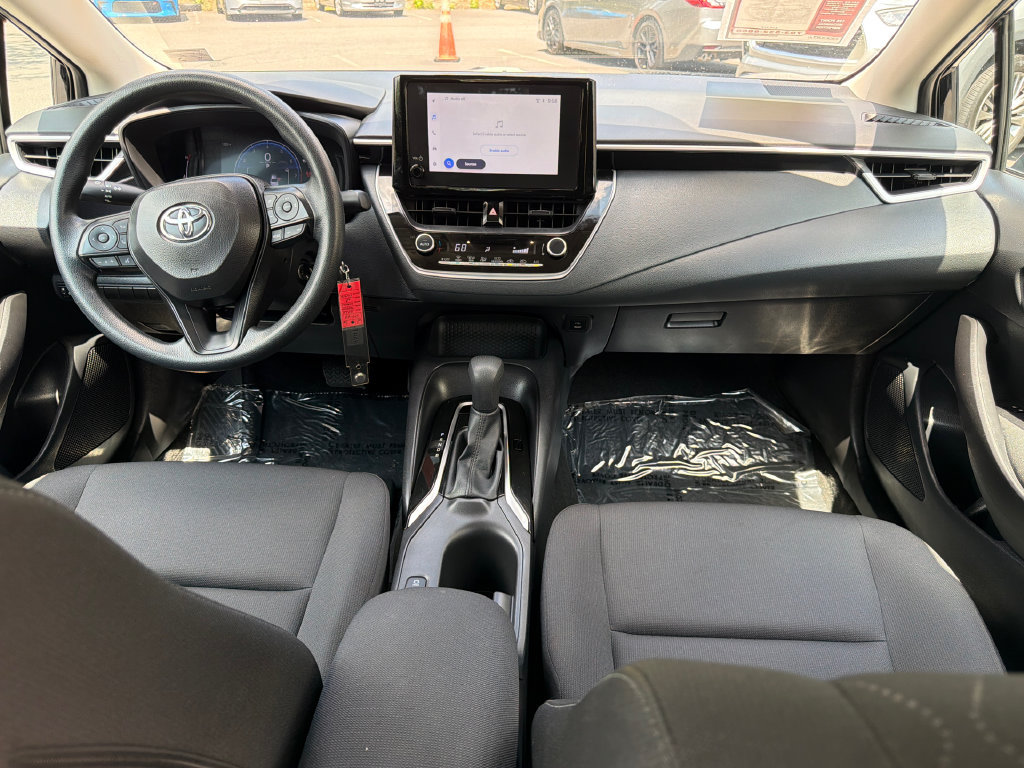 Used 2026 Toyota Corolla LE FWD image 13