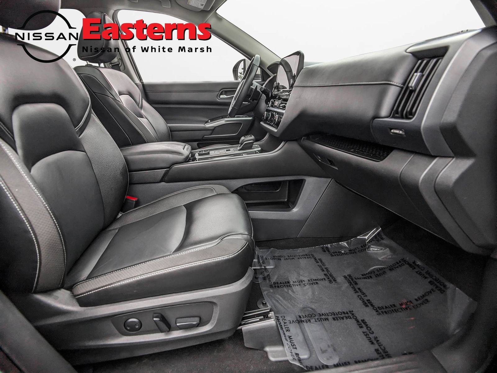 Used 2023 Nissan Pathfinder SL w/ SL Premium Package AWD/4WD image 25
