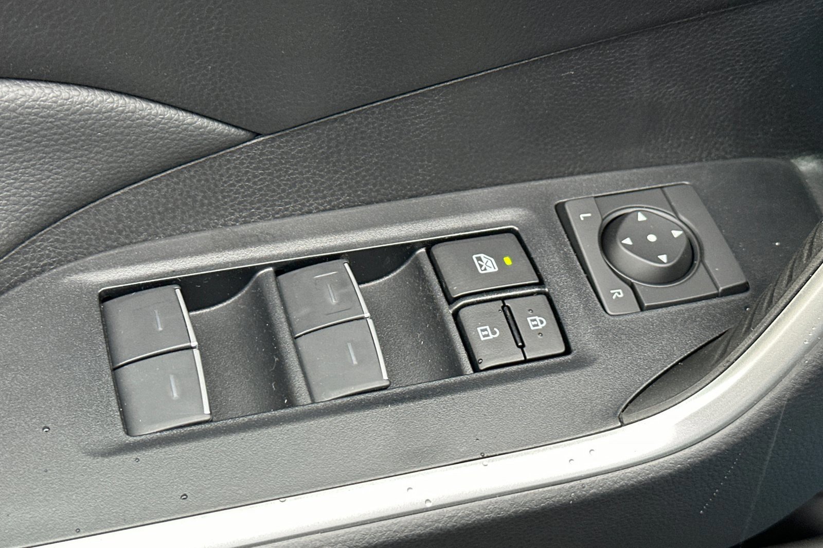 New 2025 Toyota RAV4 XLE Premium image 11