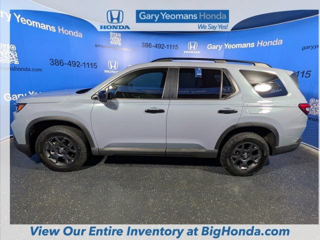 Certified 2025 Honda Pilot TrailSport image 10