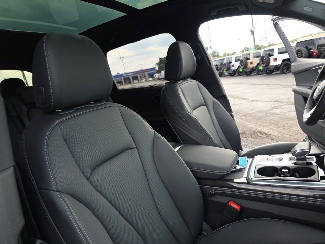Used 2025 Audi Q7 3.0T Premium Plus w/ Premium Plus Package image 42
