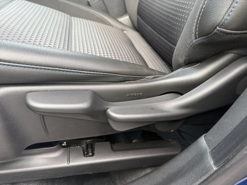 Used 2024 Chevrolet Trax LT w/ Driver Confidence Package FWD image 16