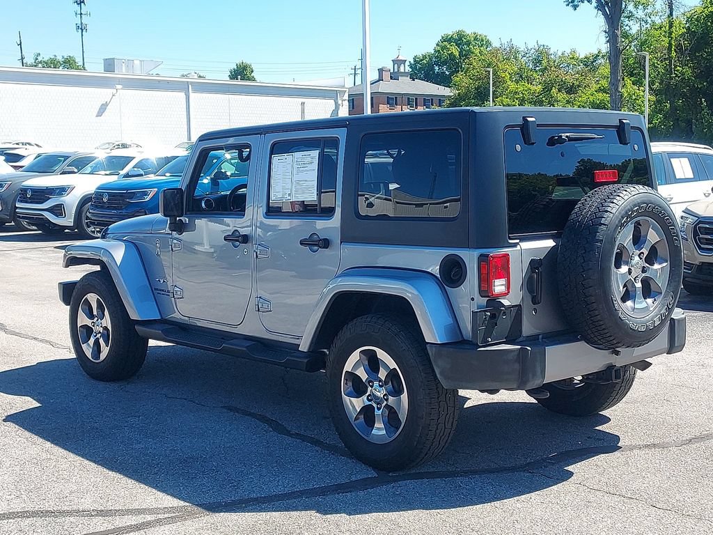 Used 2016 Jeep Wrangler Unlimited Sahara w/ Connectivity Group AWD/4WD image 5