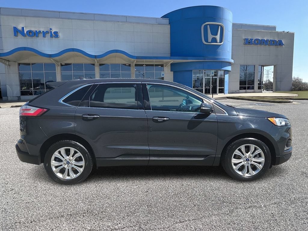 Used 2021 Ford Edge Titanium FWD image 5