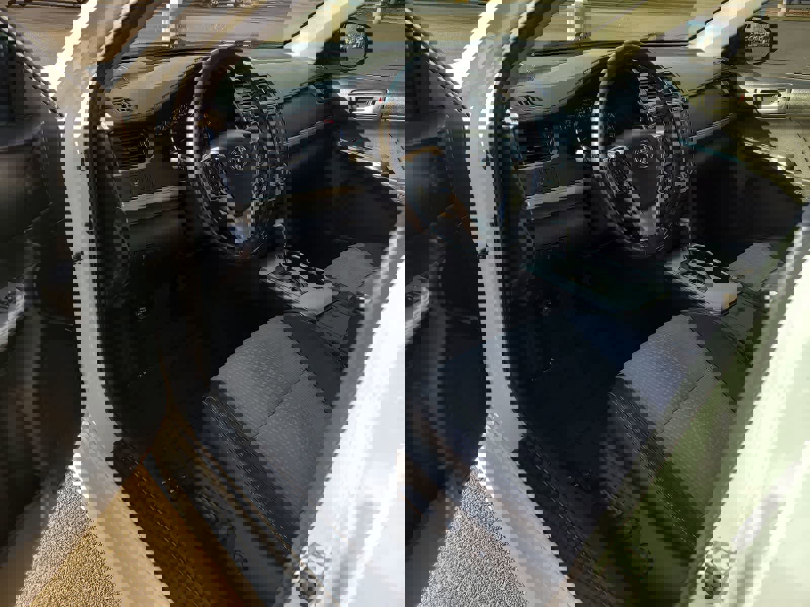 Used 2014 Toyota Camry SE image 10