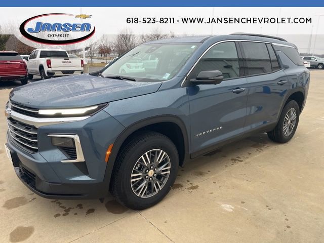 New 2026 Chevrolet Traverse LT w/ Driver Confidence Package FWD image 3
