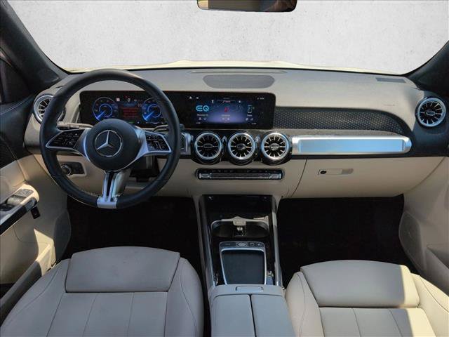 Certified 2025 Mercedes-Benz EQB 300 4MATIC image 18