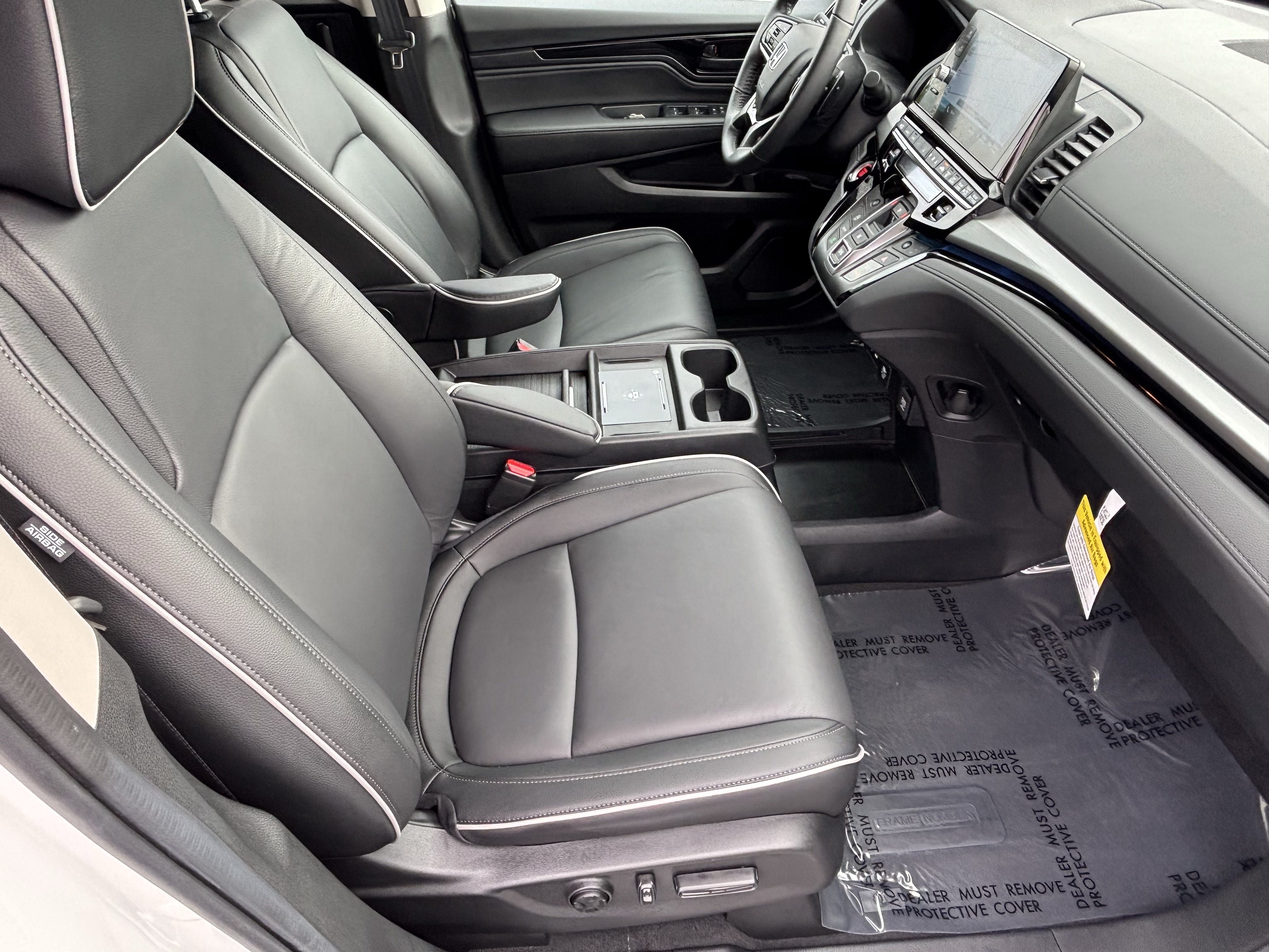 Certified 2026 Honda Odyssey Touring image 9