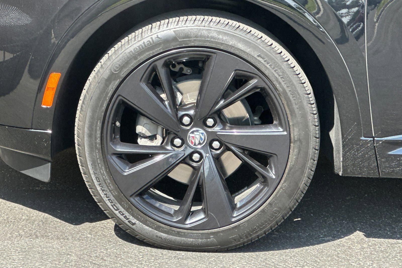 Certified 2023 Buick Envision Essence w/ Sport Touring Package image 27