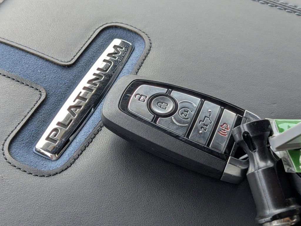 New 2025 Ford F350 Platinum image 34