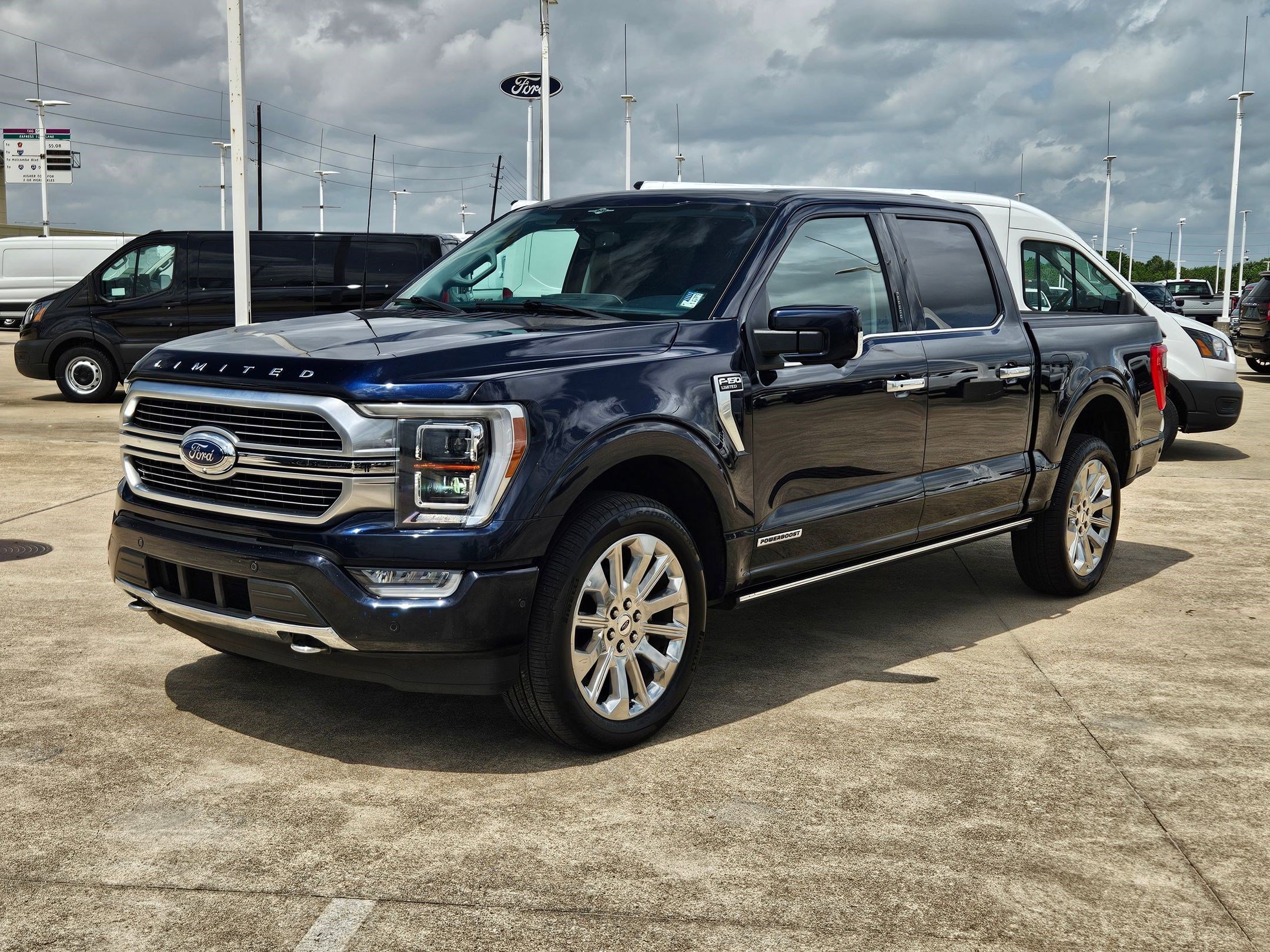 Used 2023 Ford F150 Limited image 8
