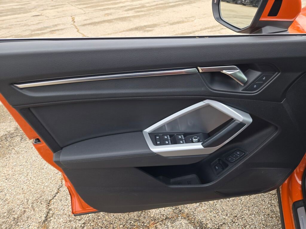 Used 2022 Audi Q3 2.0T Premium image 21