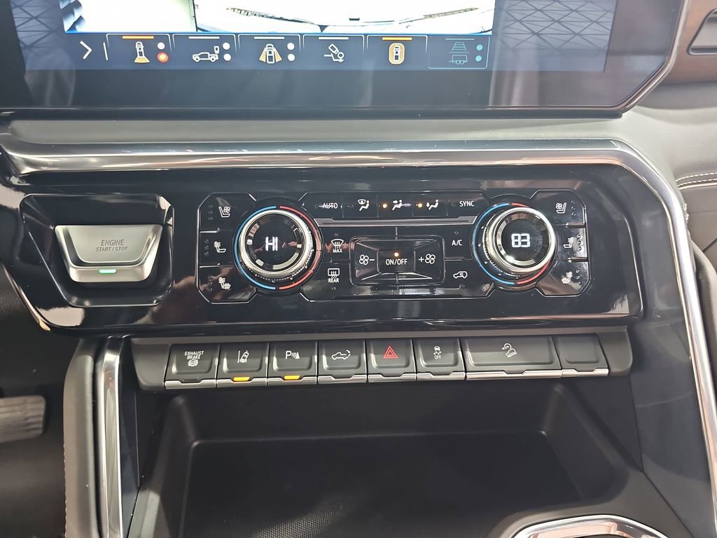 Certified 2025 GMC Sierra 2500 Denali Ultimate AWD/4WD image 28