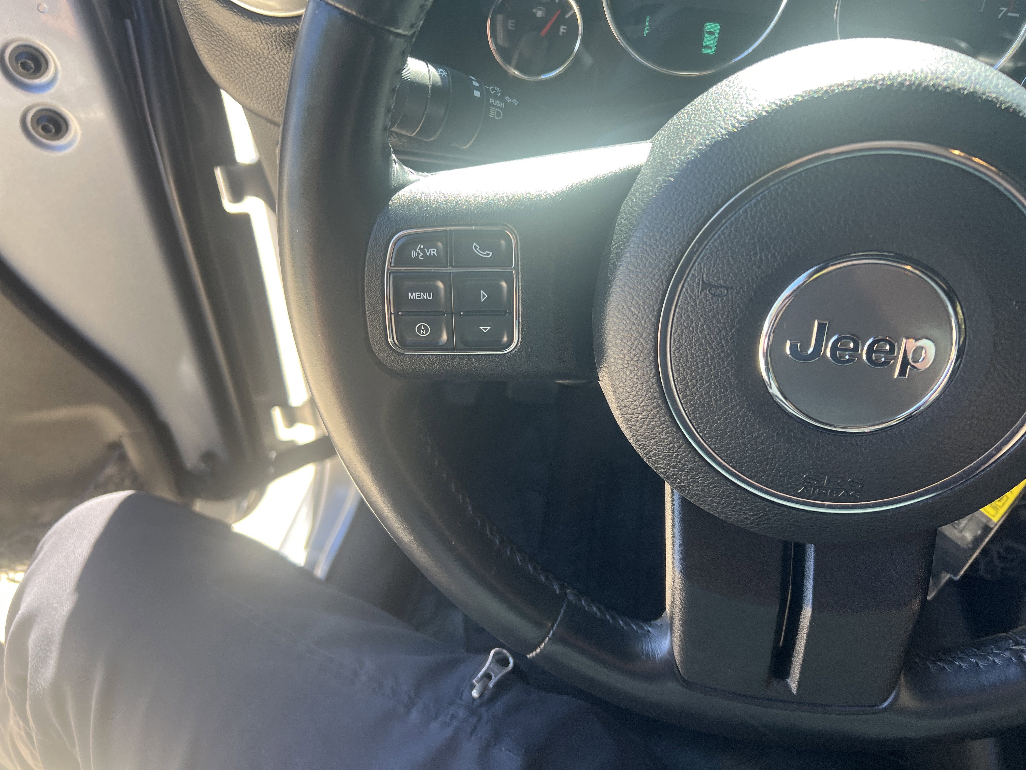 Used 2013 Jeep Wrangler Rubicon w/ PWR Convenience Group image 18