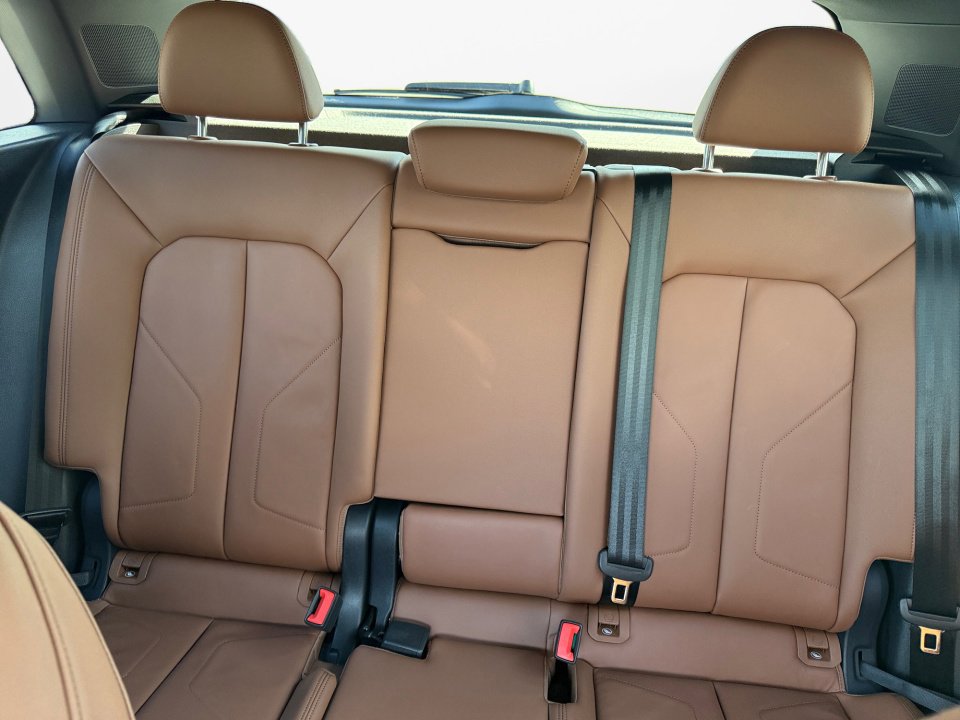 Certified 2025 Audi Q3 2.0T Premium Plus w/ Premium Plus Package image 12