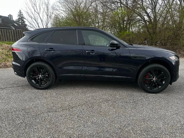 Used 2026 Jaguar F-PACE R-Dynamic S image 4