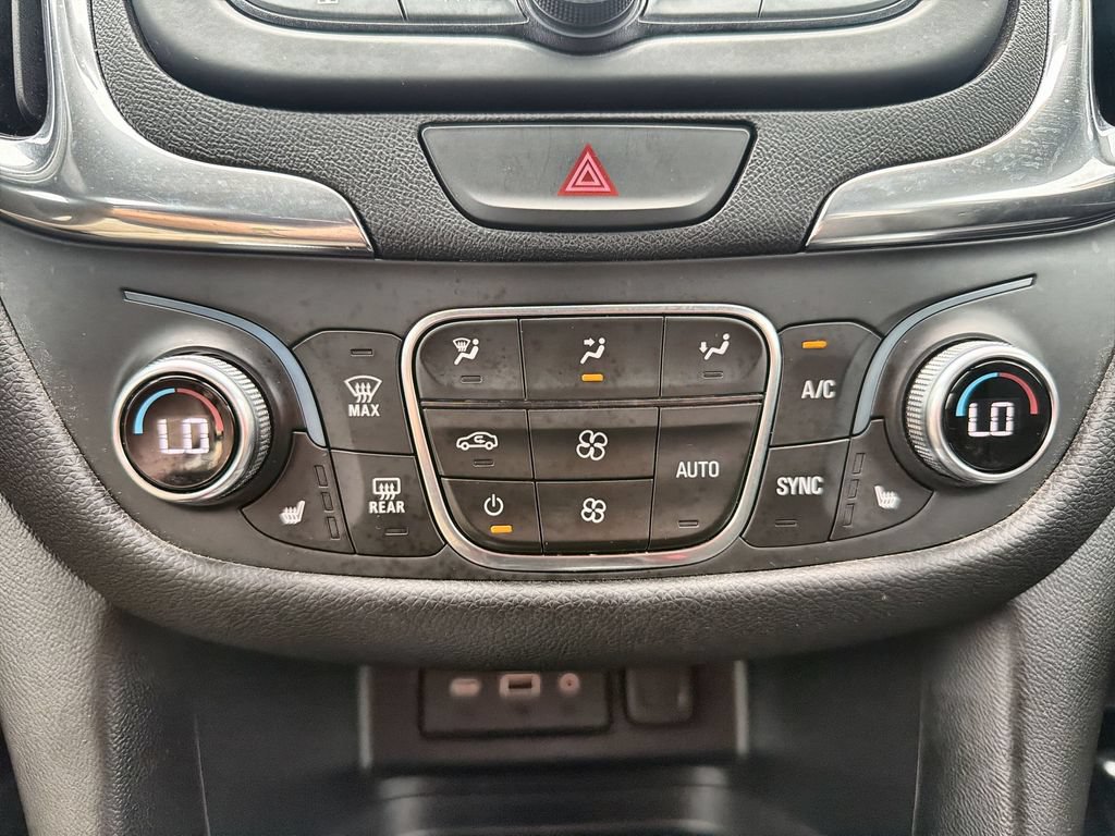 Used 2020 Chevrolet Equinox LT AWD/4WD image 16