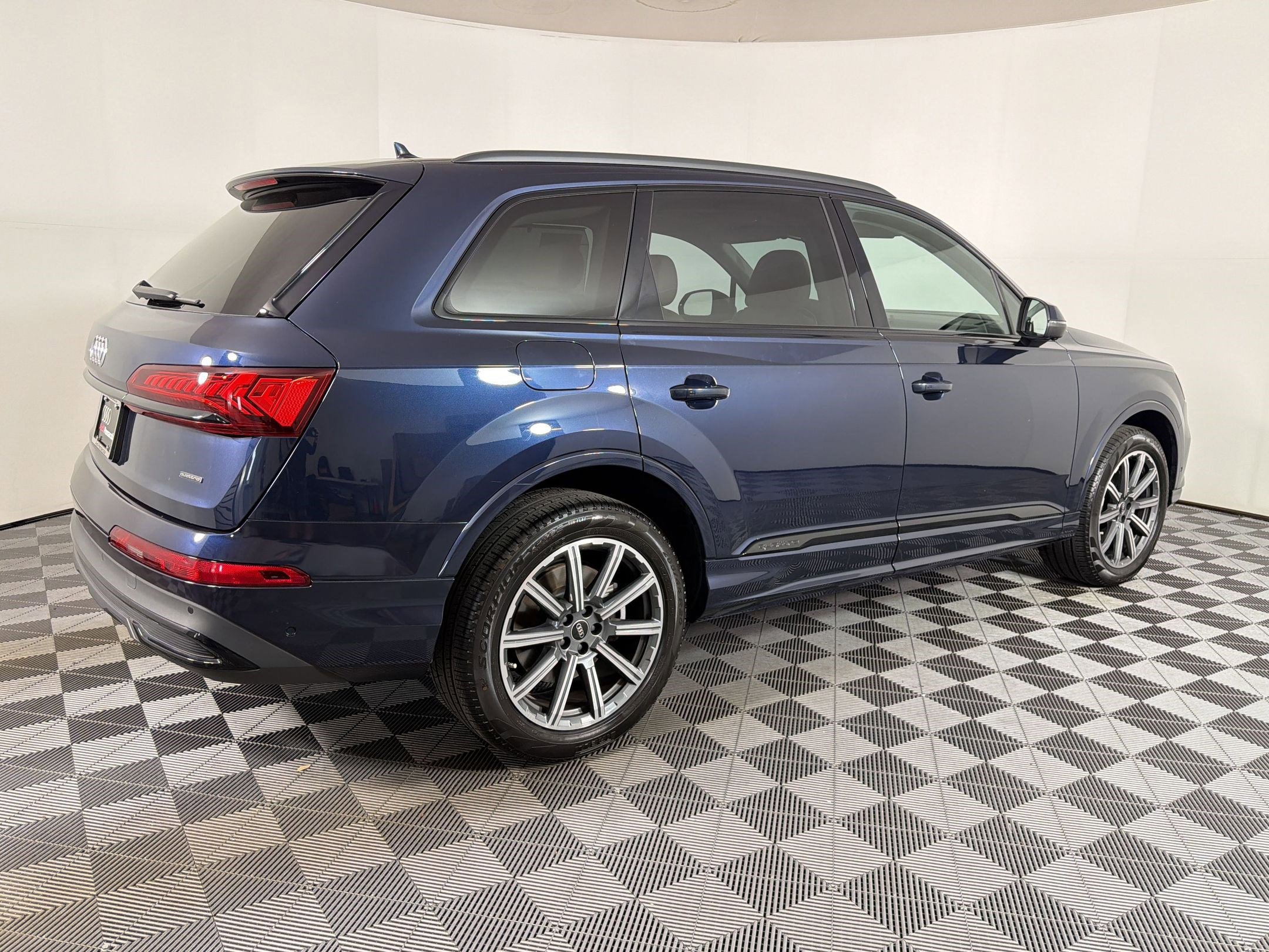 Certified 2023 Audi Q7 2.0T Premium Plus image 6