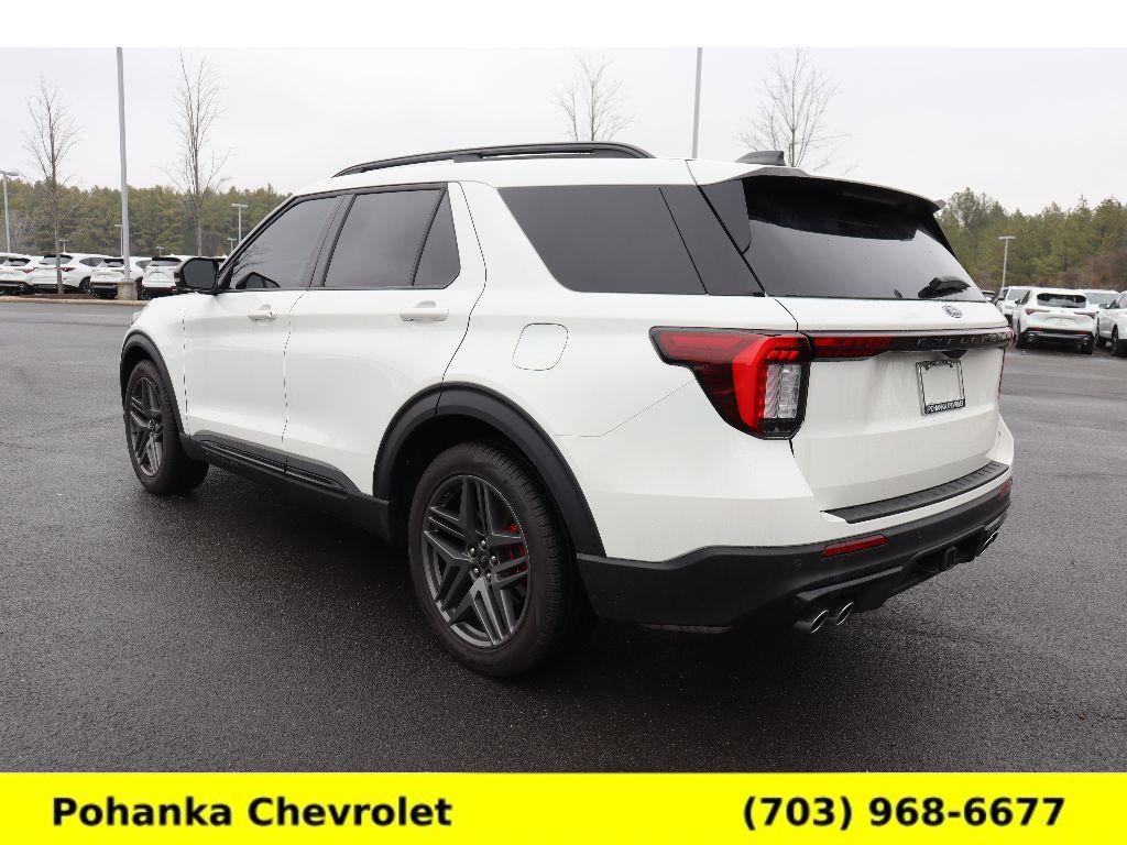 Used 2025 Ford Explorer ST w/ Sun And Sound Package image 5
