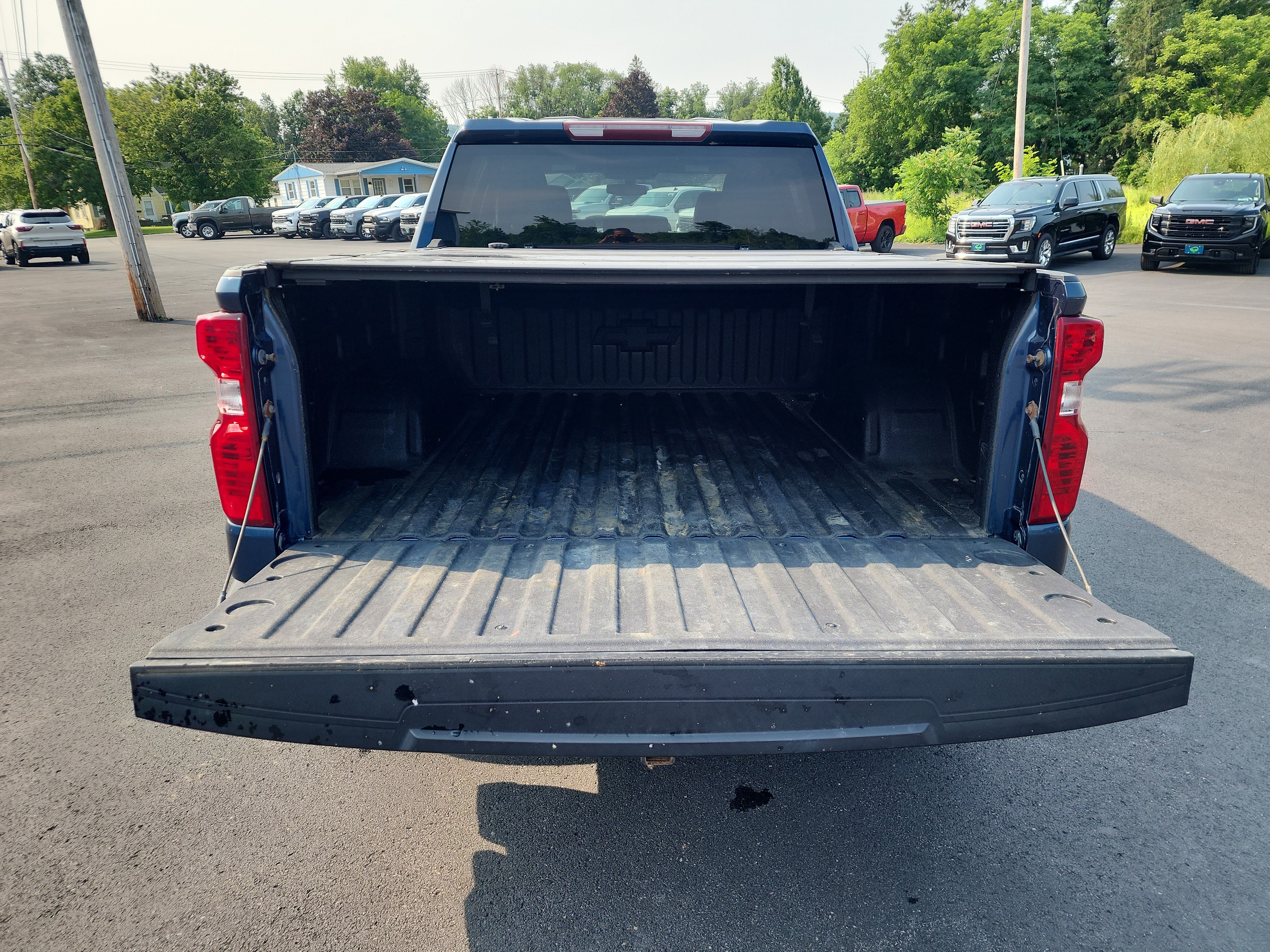 Certified 2021 Chevrolet Silverado 1500 LT w/ Diesel Off-Road Package AWD/4WD image 27