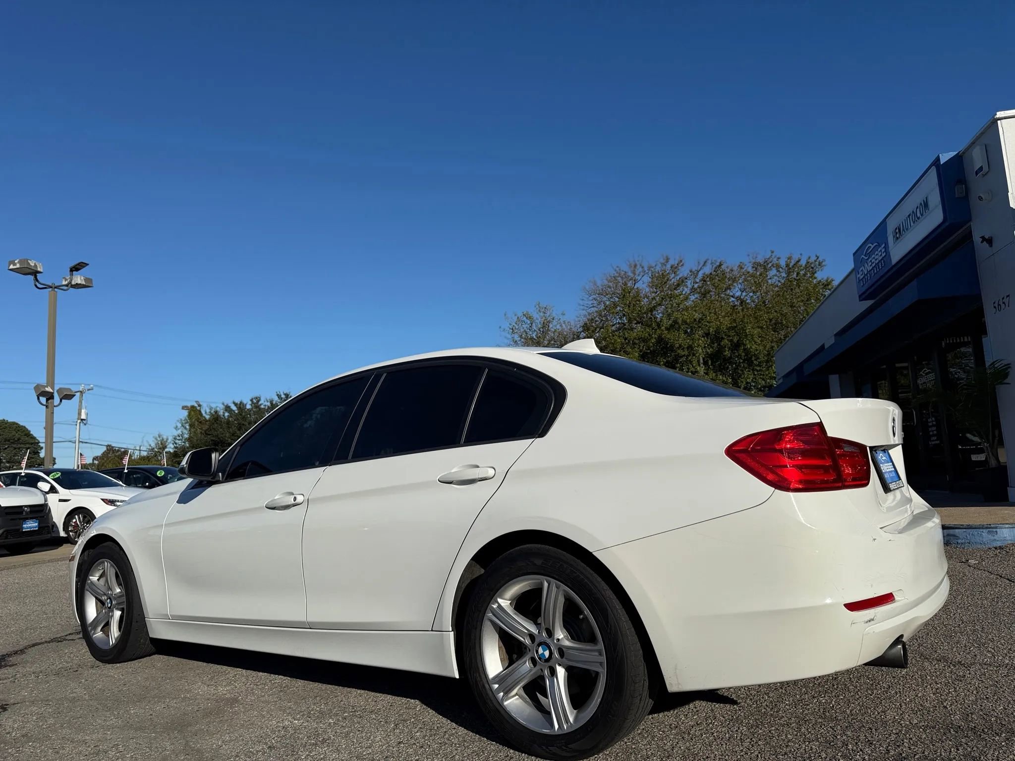 Used 2015 BMW 320i Sedan image 41