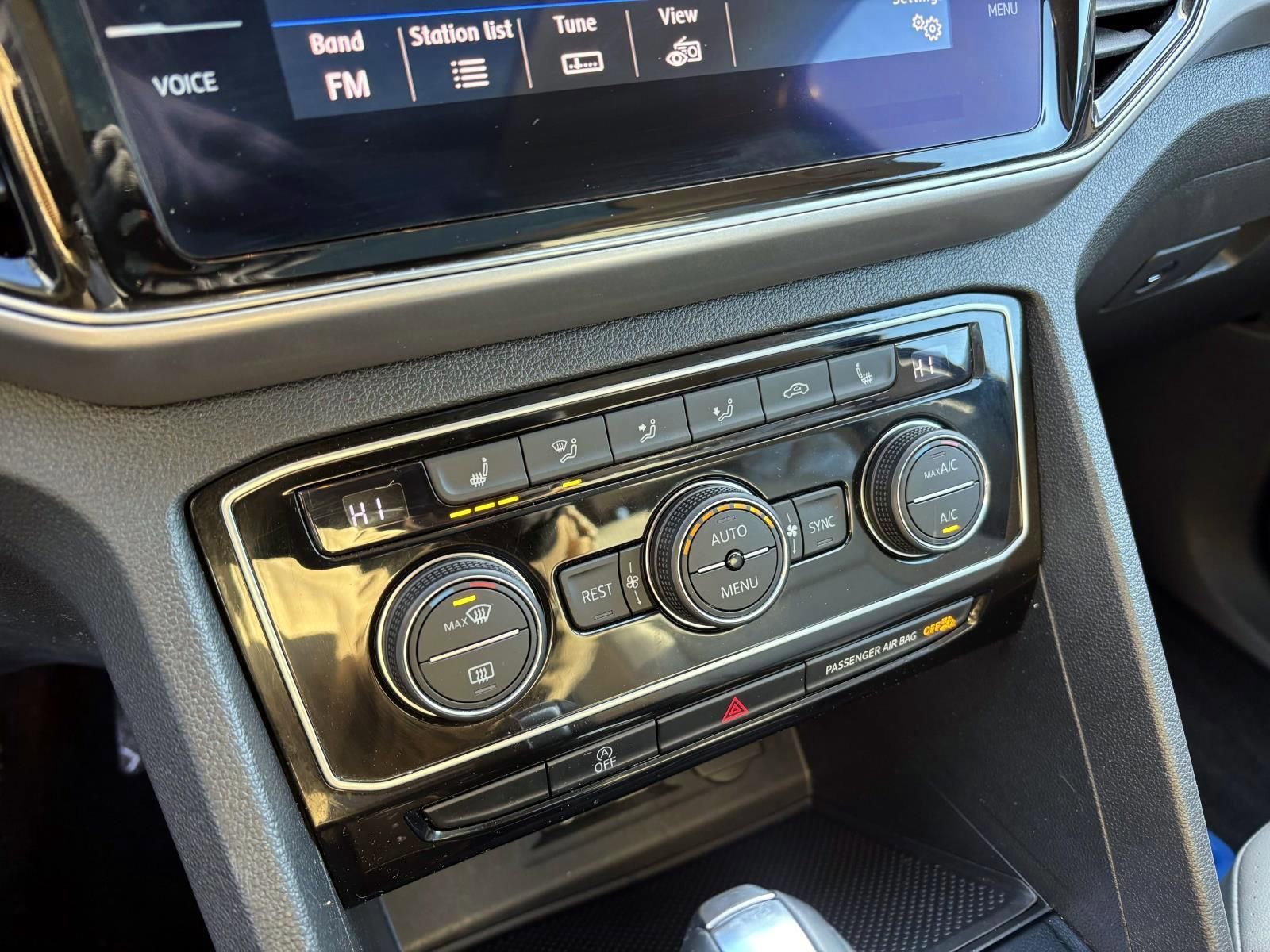 Used 2018 Volkswagen Atlas SEL image 17