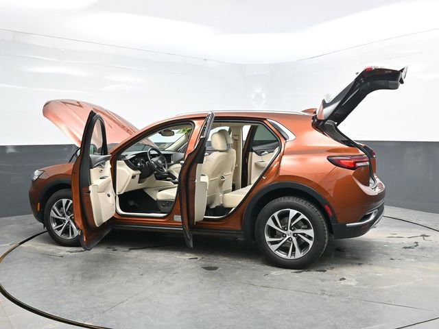 Used 2022 Buick Envision Essence w/ Safety Package FWD image 43