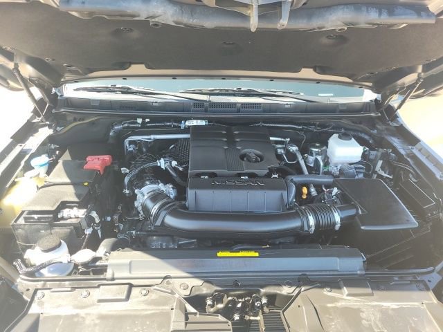 Used 2025 Nissan Frontier SV image 24