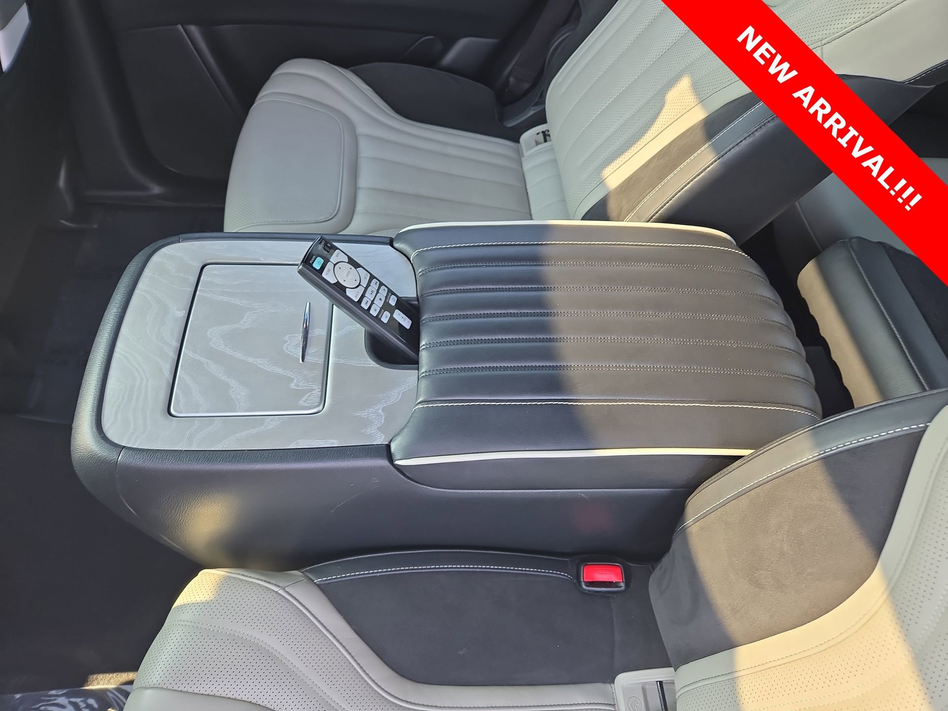 Used 2019 INFINITI QX80 Limited w/ All-Season Package image 43