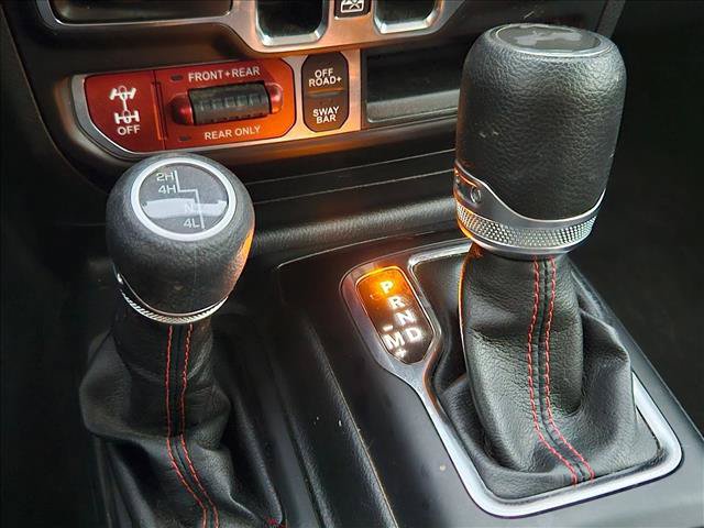 Used 2023 Jeep Wrangler Unlimited Rubicon w/ LED Lighting Group AWD/4WD image 21