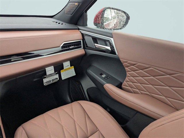 New 2025 Mitsubishi Outlander SEL image 15