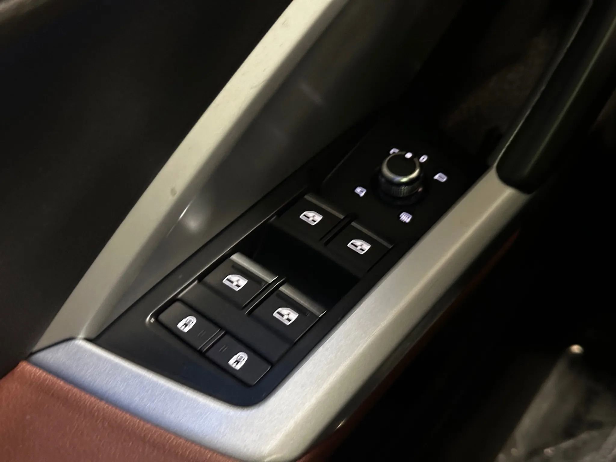 Used 2021 Audi Q3 2.0T Premium Plus w/ Premium Plus Package image 33