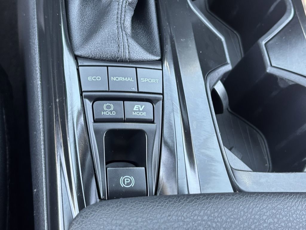 Certified 2025 Toyota Camry SE w/ Convenience Package FWD image 39