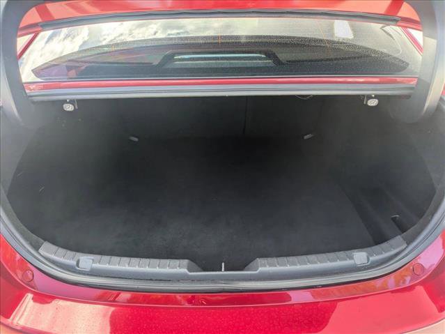 Used 2019 MAZDA MAZDA3 Sedan w/ Preferred Package image 17