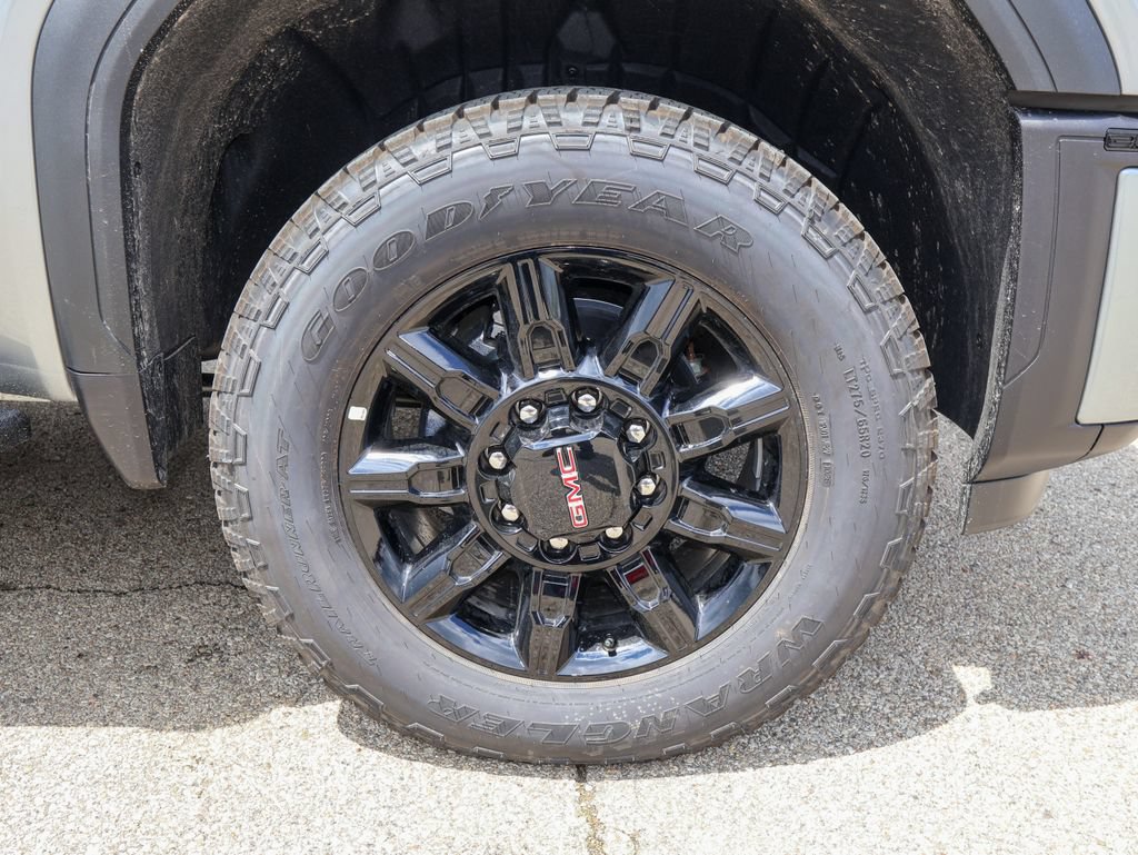 New 2026 GMC Sierra 2500 AT4 w/ AT4 Premium Plus Package AWD/4WD image 36