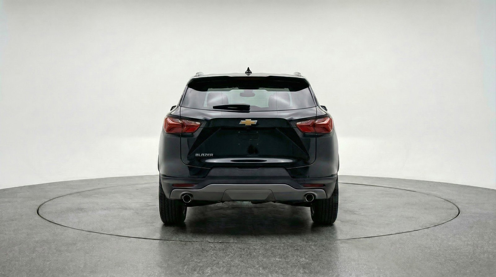 Used 2025 Chevrolet Blazer LT FWD image 7