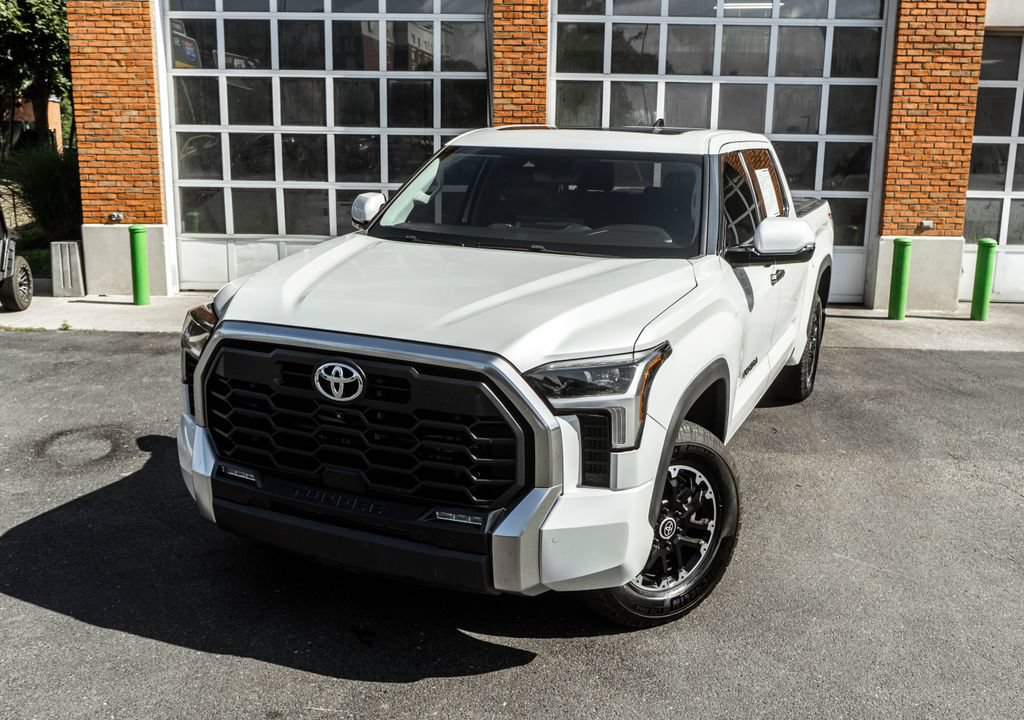 Used 2022 Toyota Tundra Limited AWD/4WD image 2