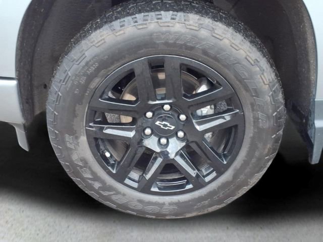 Used 2023 Chevrolet Silverado 1500 RST w/ Convenience Package II AWD/4WD image 10