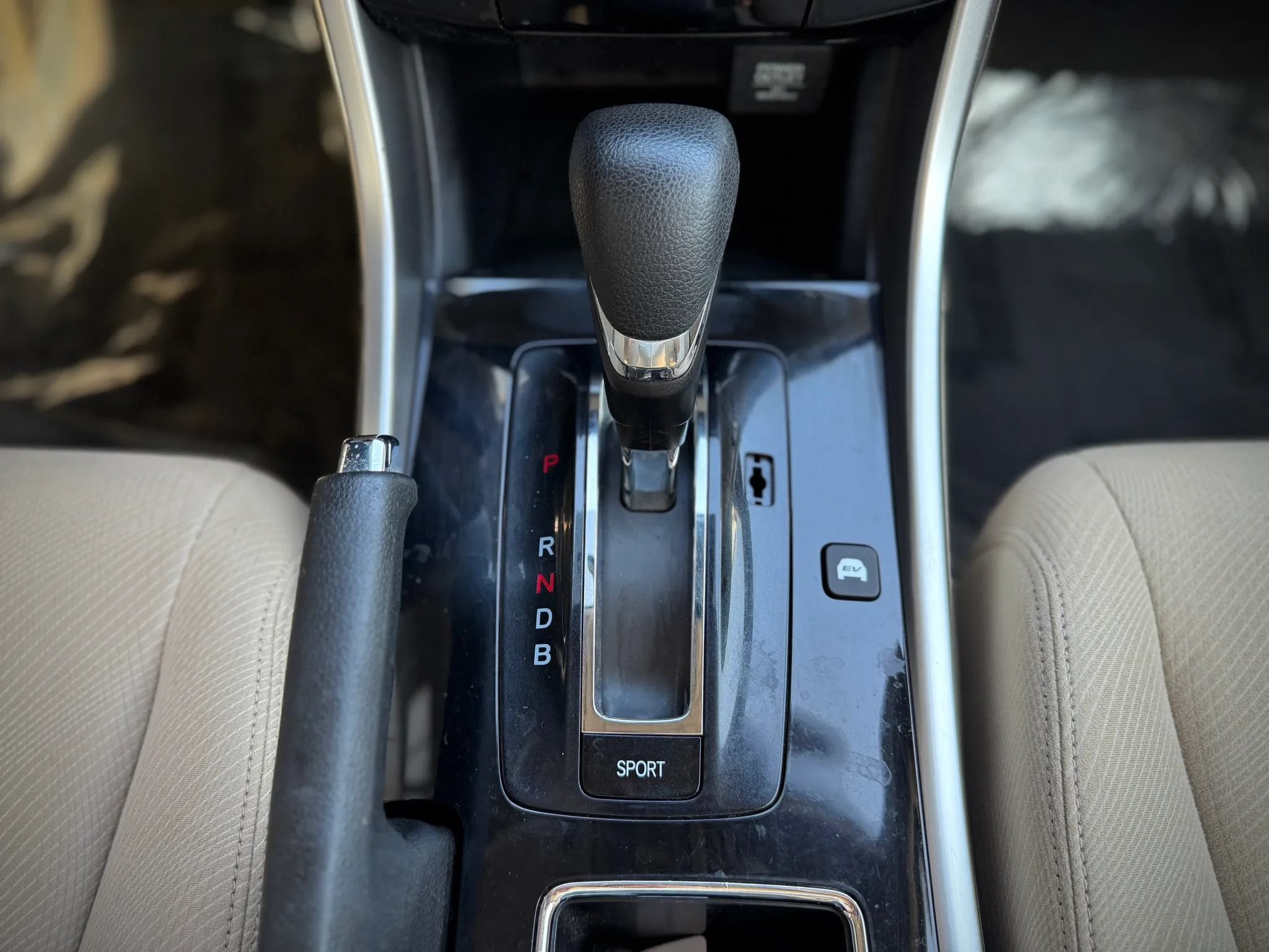 Used 2017 Honda Accord Hybrid Sedan image 15