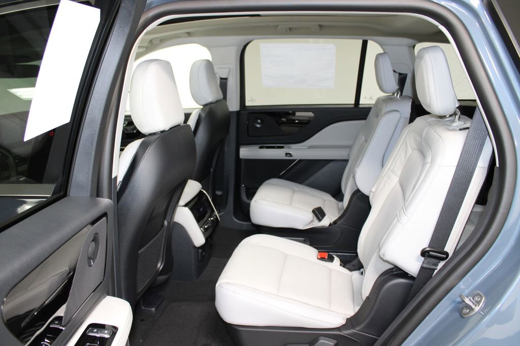 New 2026 Lincoln Aviator Reserve image 25