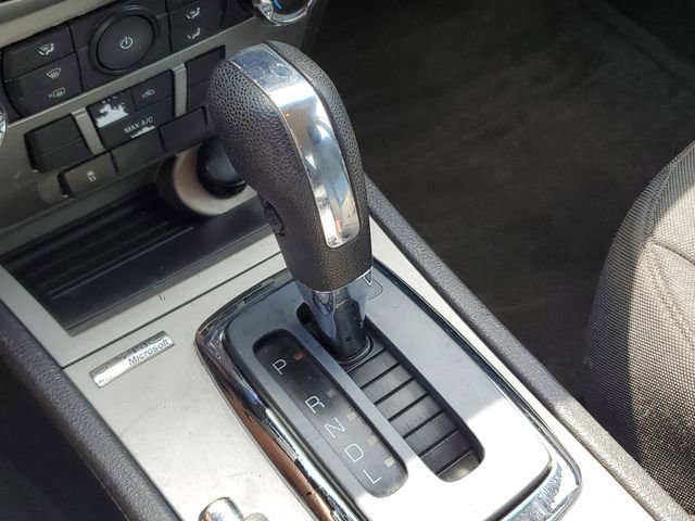 Used 2010 Ford Fusion SE FWD image 18