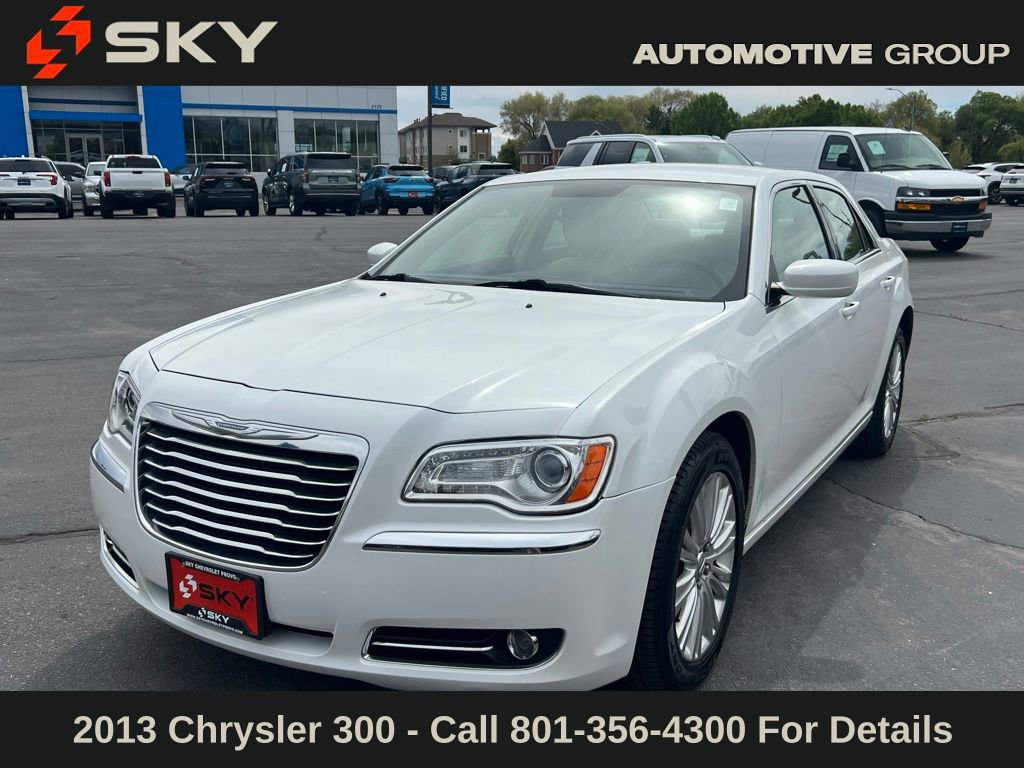 Used 2013 Chrysler 300 AWD w/ Driver Convenience Group image 2