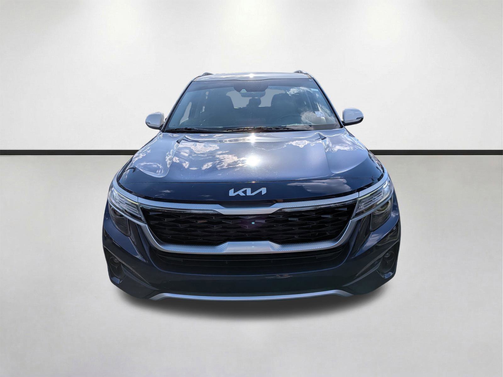 Used 2023 Kia Seltos S w/ Navigation Package image 9