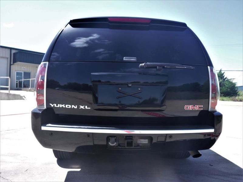 Used 2012 GMC Yukon XL Denali AWD/4WD image 17