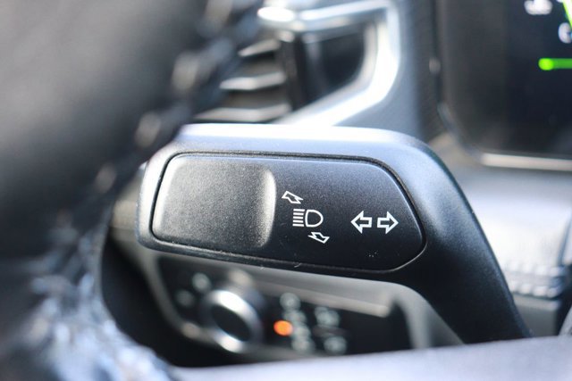 Used 2024 Ford Mustang Premium image 21