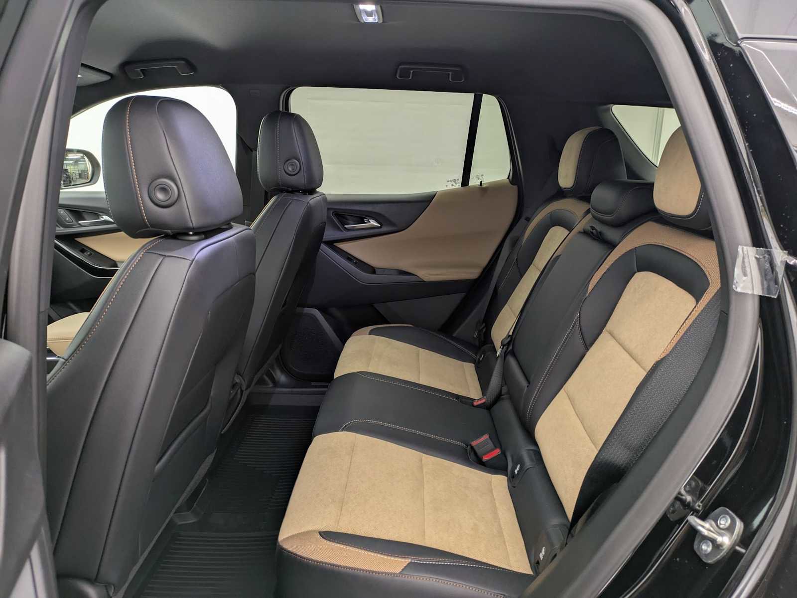 New 2026 Chevrolet Equinox ACTIV AWD/4WD image 20